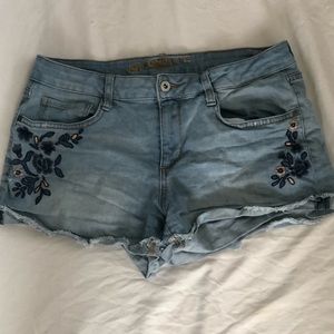 denim shorts with embroidery